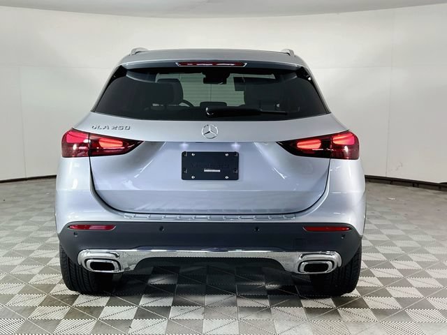 New 2026 Cirrus Silver Metallic Mercedes-Benz GLA 250 image 36