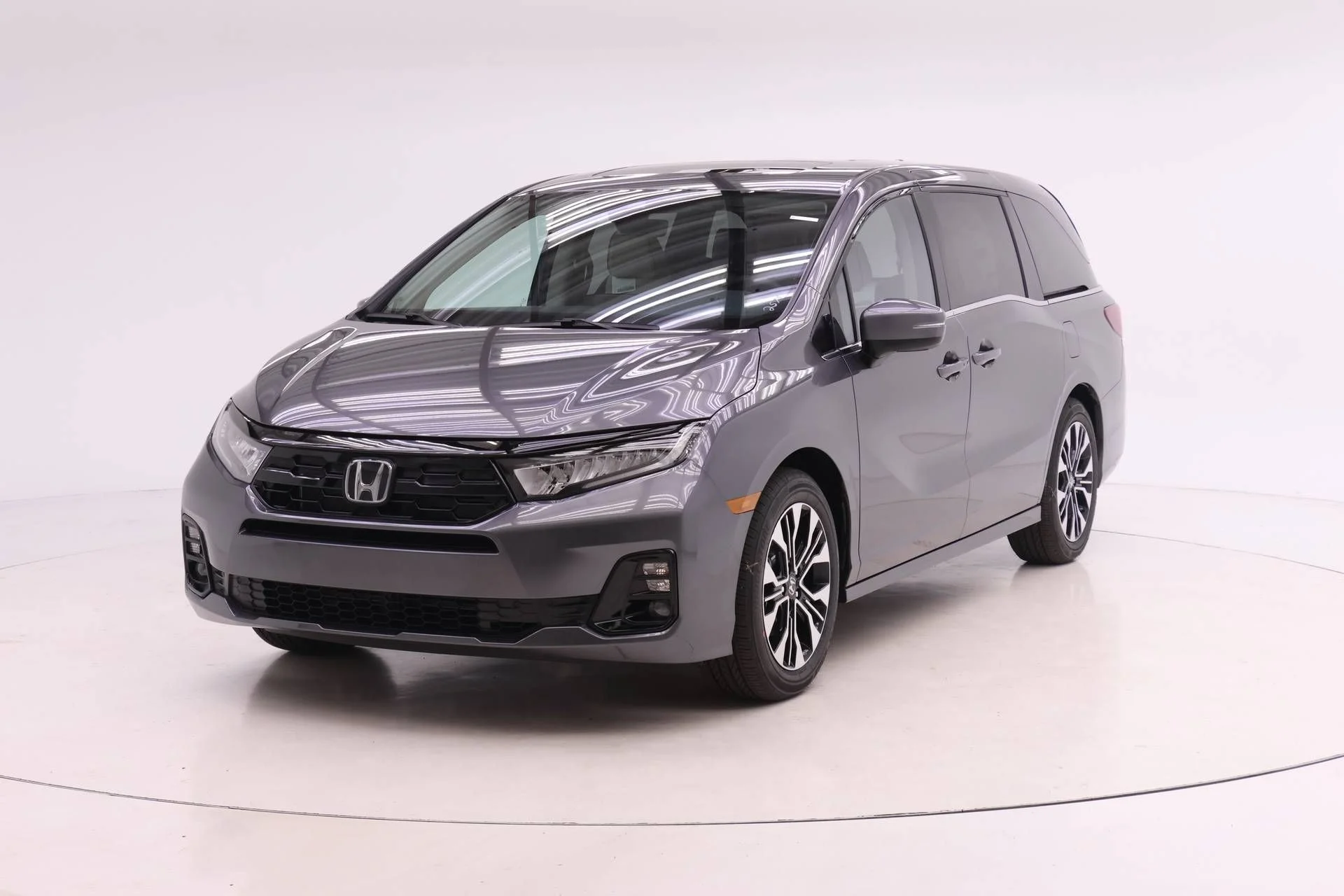 2026 Honda Odyssey Elite's photo