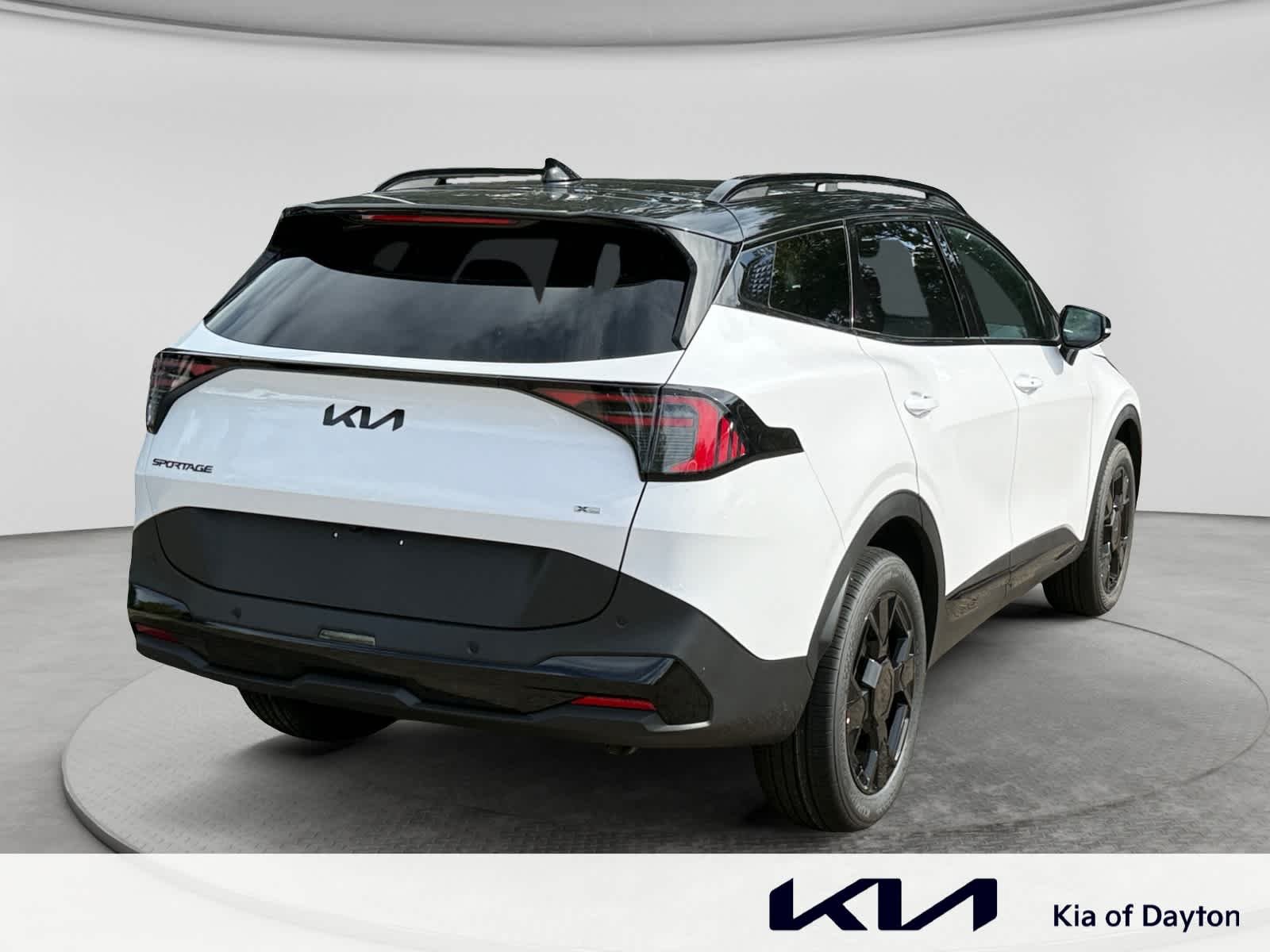 New 2027 Glacial White Pearl / Black Ro Kia X-Line image 5