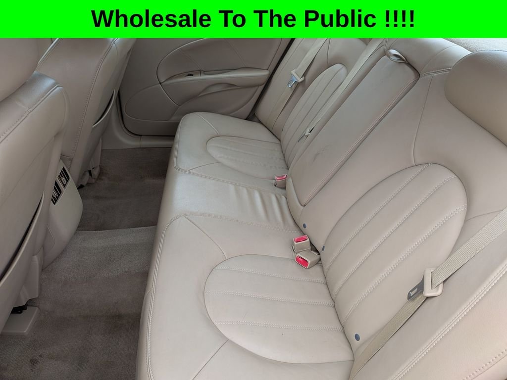 Used 2008 Gold Buick CXL image 27