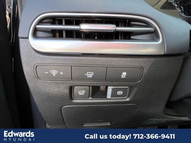 New 2025 Gray Hyundai SEL image 17