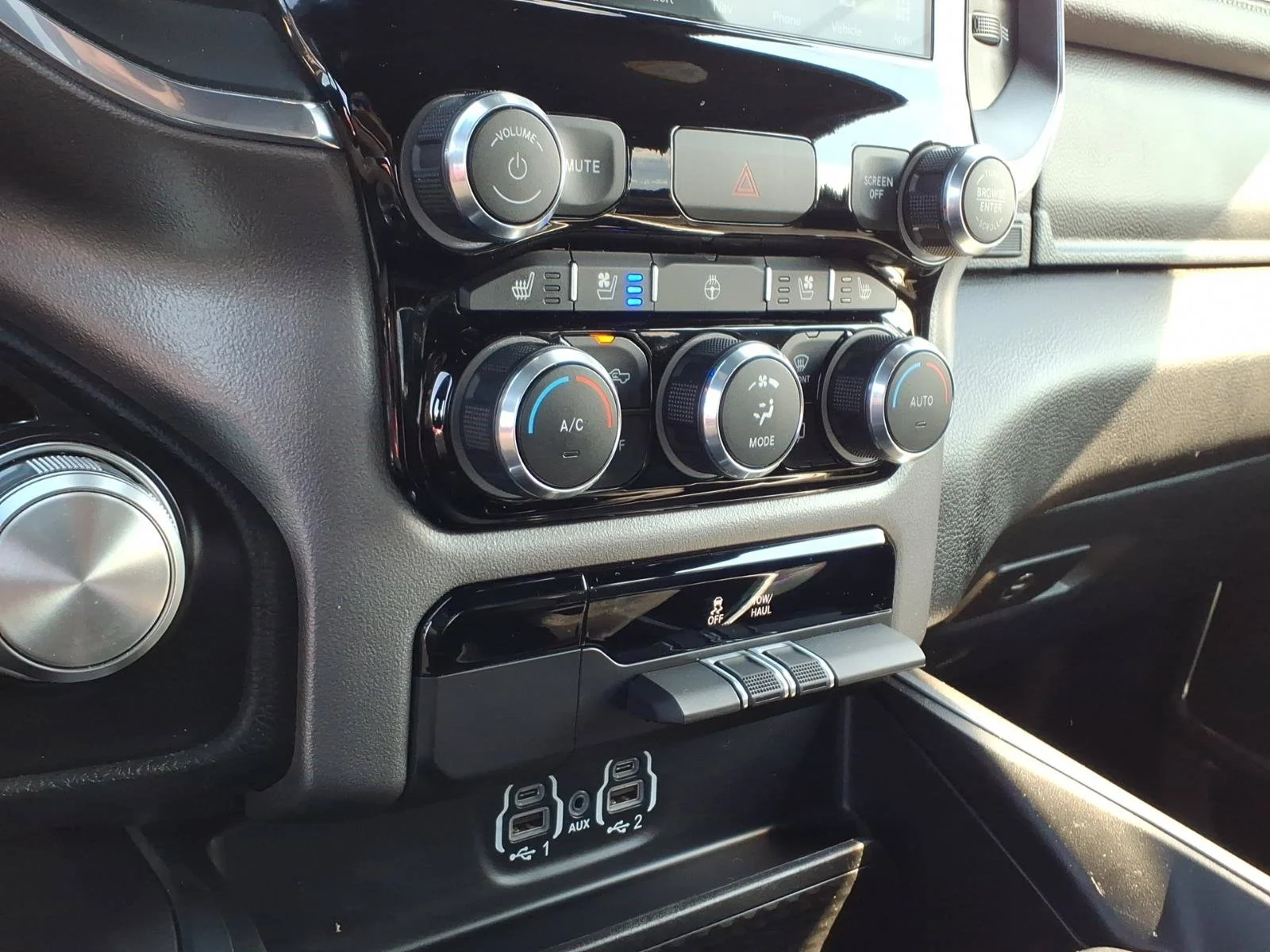 Used 2024 Flame Red Clearcoat Ram Laramie image 14
