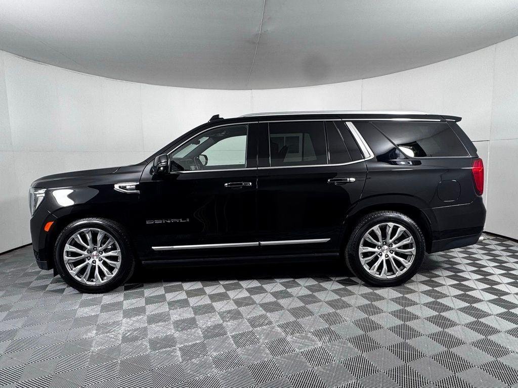 Used 2021 Onyx Black GMC Denali image 4