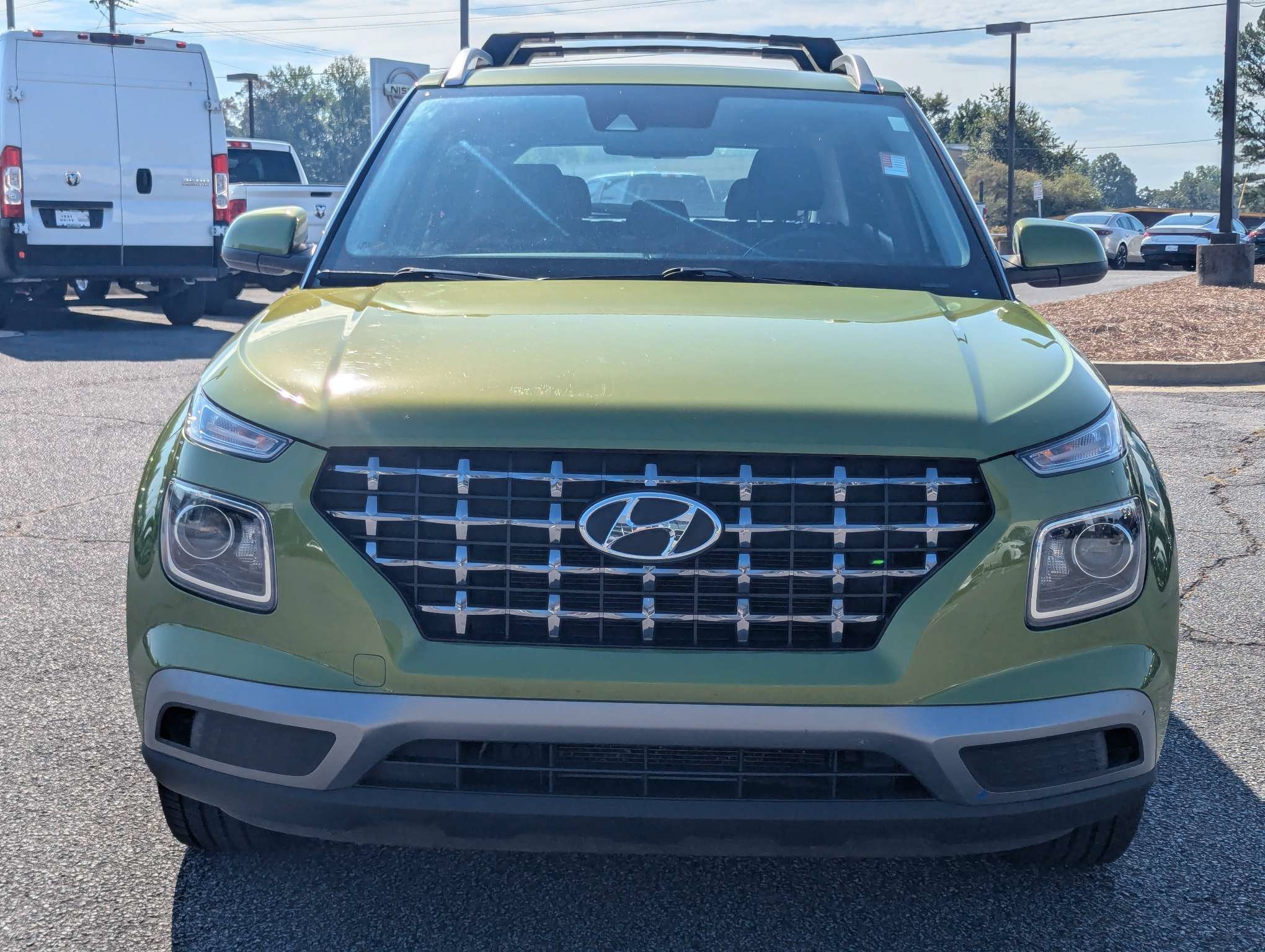 Used 2022 Green Hyundai SEL image 7