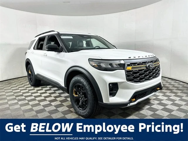 New 2026 White Ford Tremor image 1