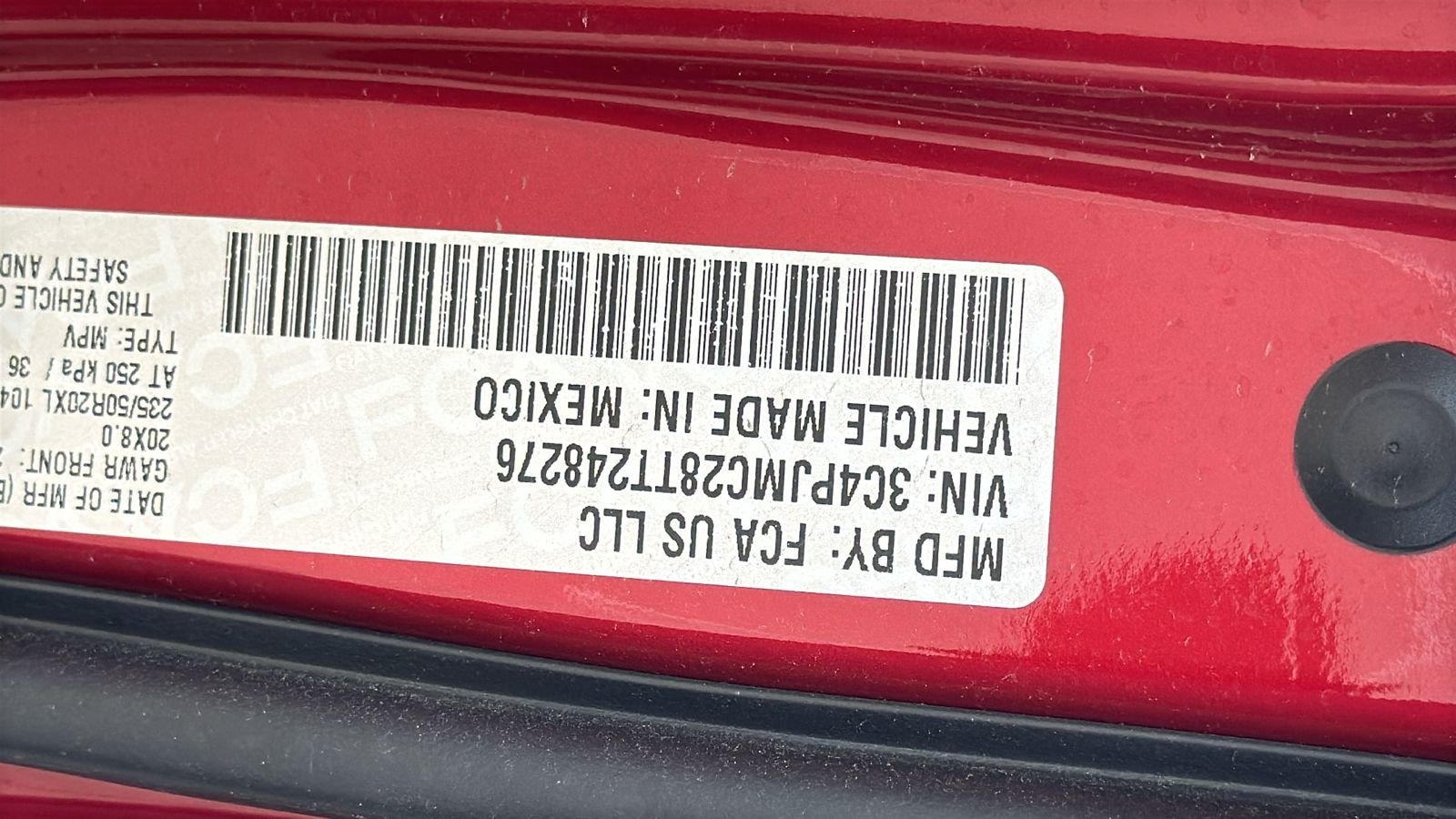 New 2026 Red Hot Pearl-Coat Exterior Paint Jeep Overland image 32