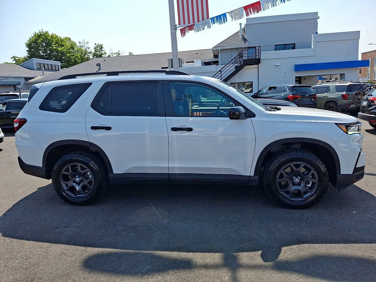 2025 Honda Pilot TrailSport - Photo 37