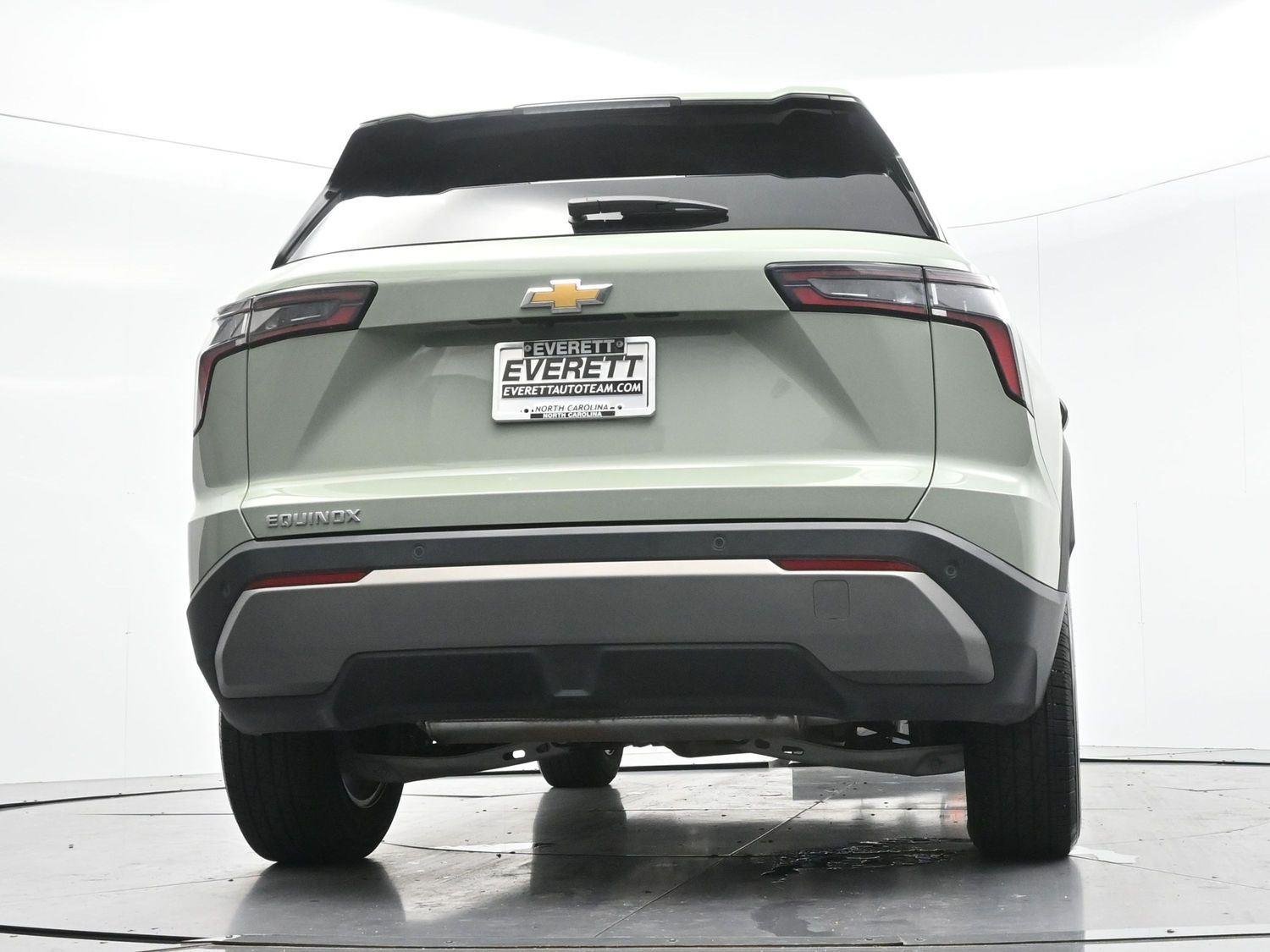 Used 2025 Cacti Green Chevrolet LT image 46