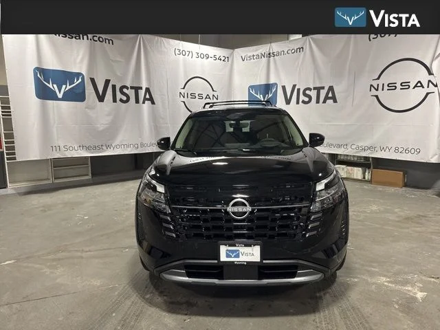 2026 Nissan Pathfinder Platinum 4WD's photo