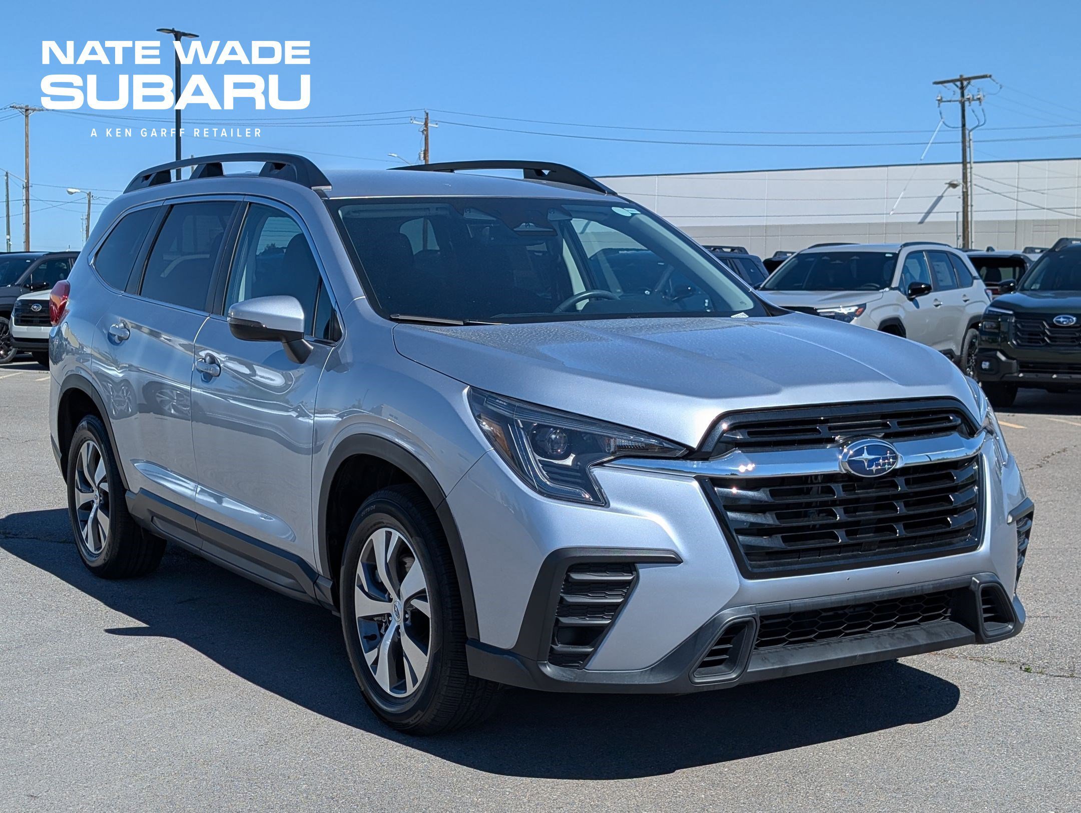 2023 Subaru Ascent Premium 7 Passenger's photo