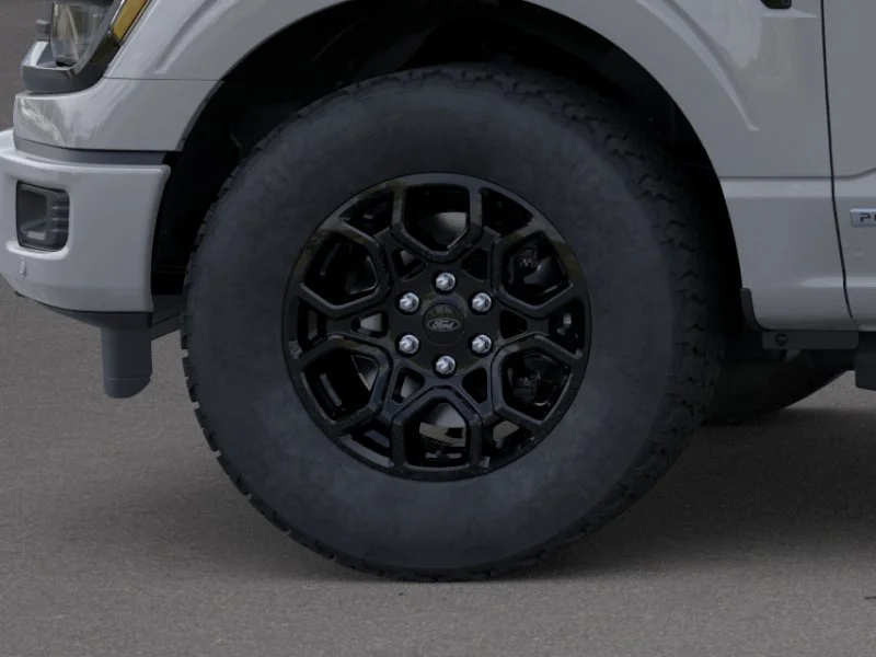 New 2026 Avalanche Ford XLT image 19