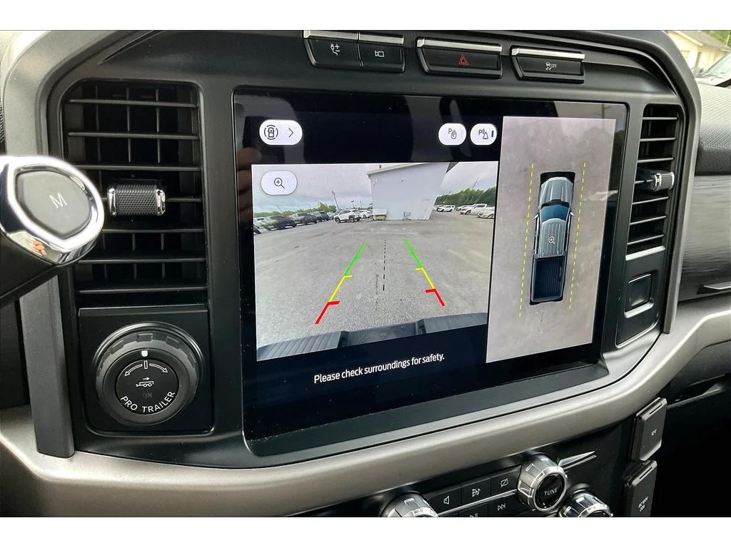 Used 2024  Ford XLT image 15