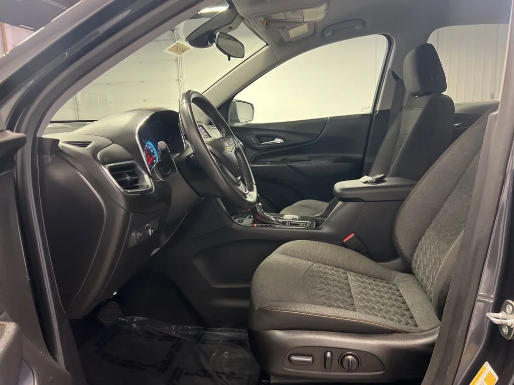 2022 Chevrolet Equinox LT - Photo 9