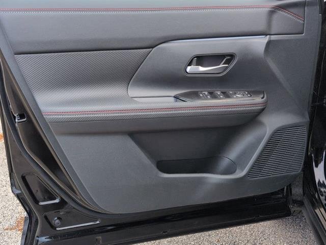 2026 Nissan KICKS SR AWD - Photo 6