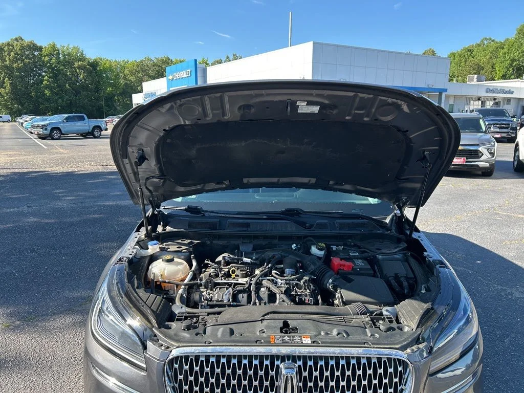 Used 2021 Gray Lincoln Standard image 10
