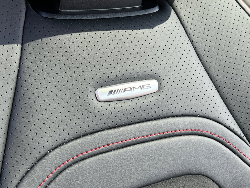 New 2026 MANUFAKTUR Moonlight White Metallic Mercedes-Benz AMG® CLE 53 4MATIC+ Coupe image 61