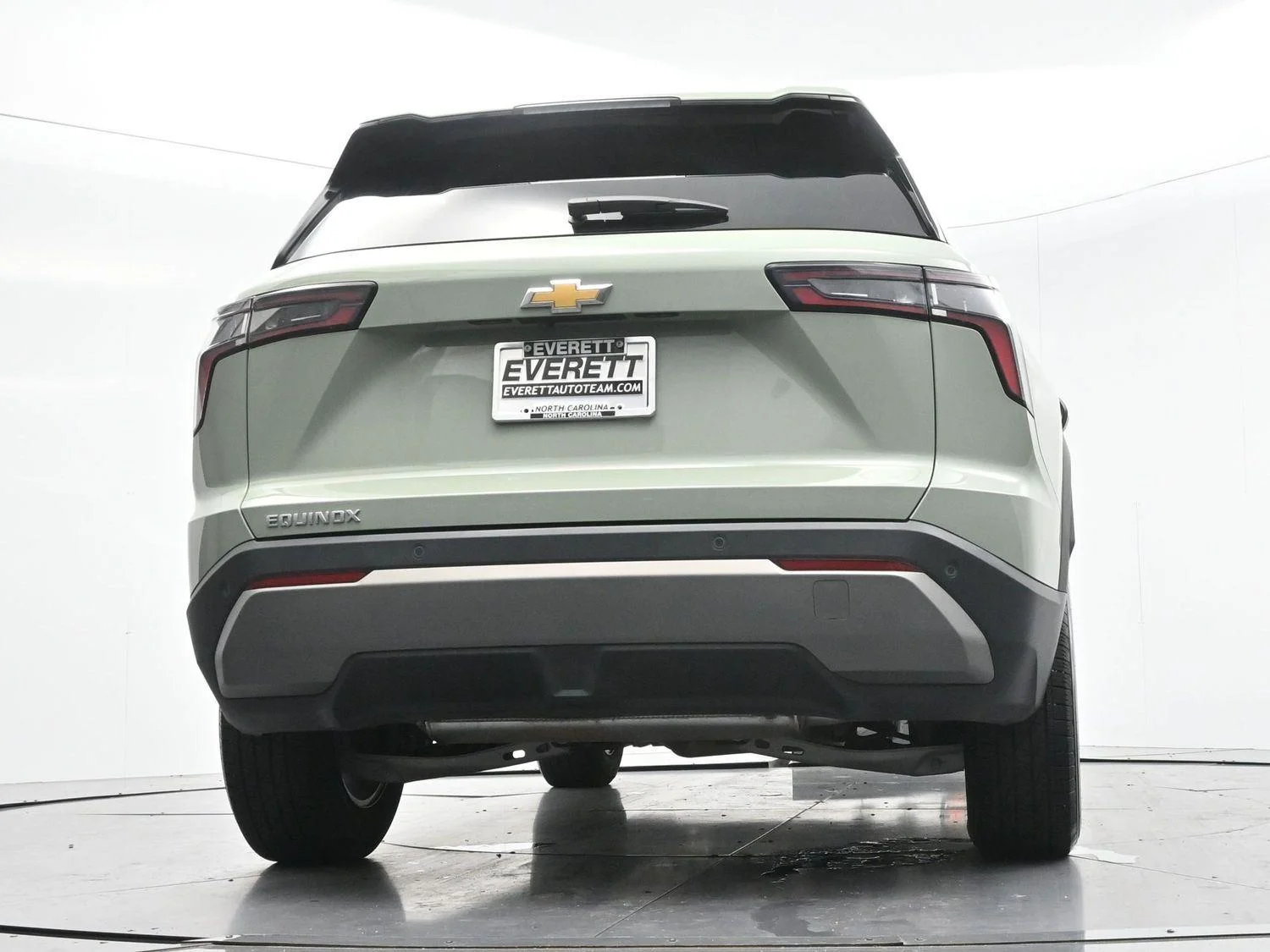 Used 2025 Cacti Green Chevrolet LT image 46