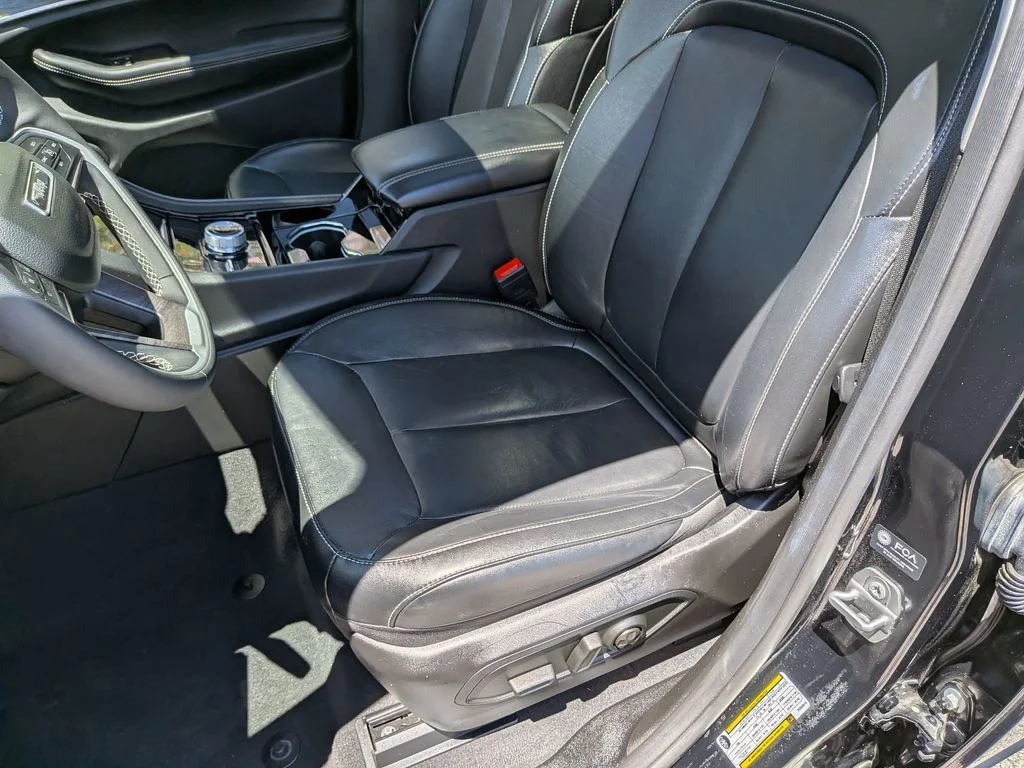 Used 2023 Black Jeep Limited image 24