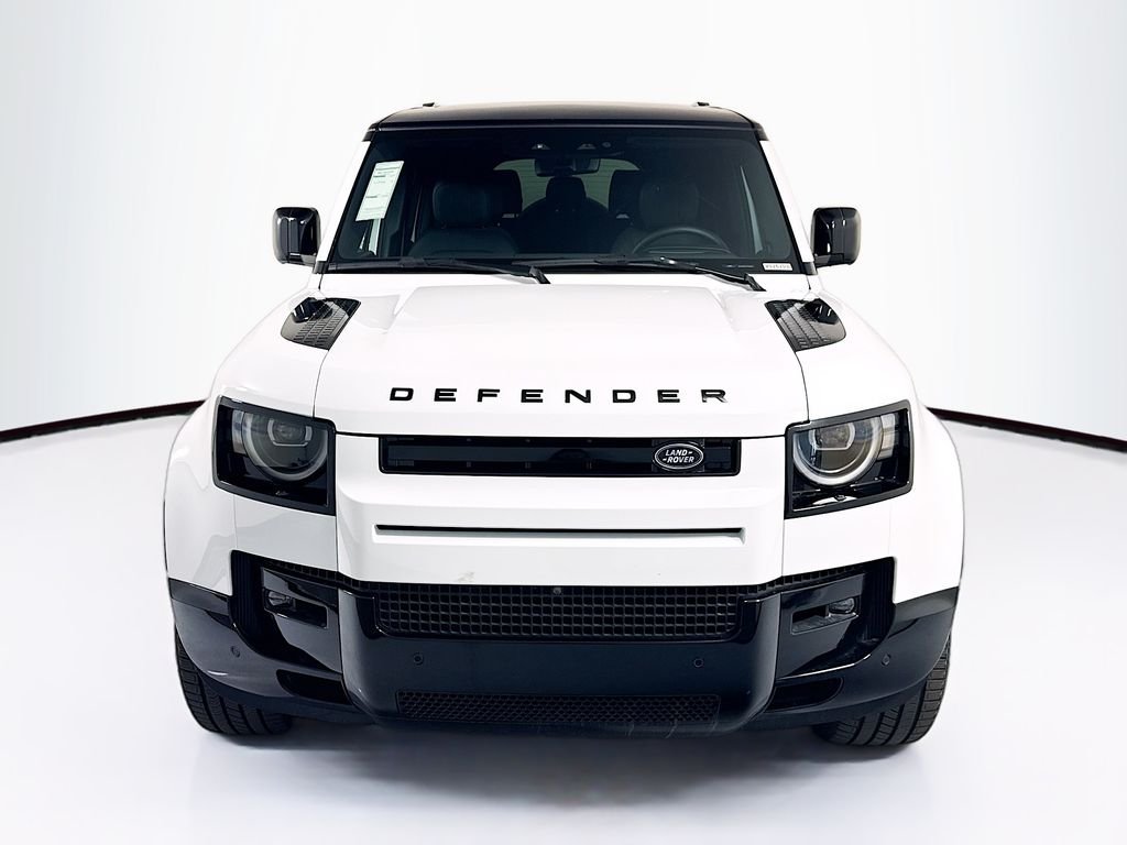 New 2026 Fuji White Land Rover V8 image 2