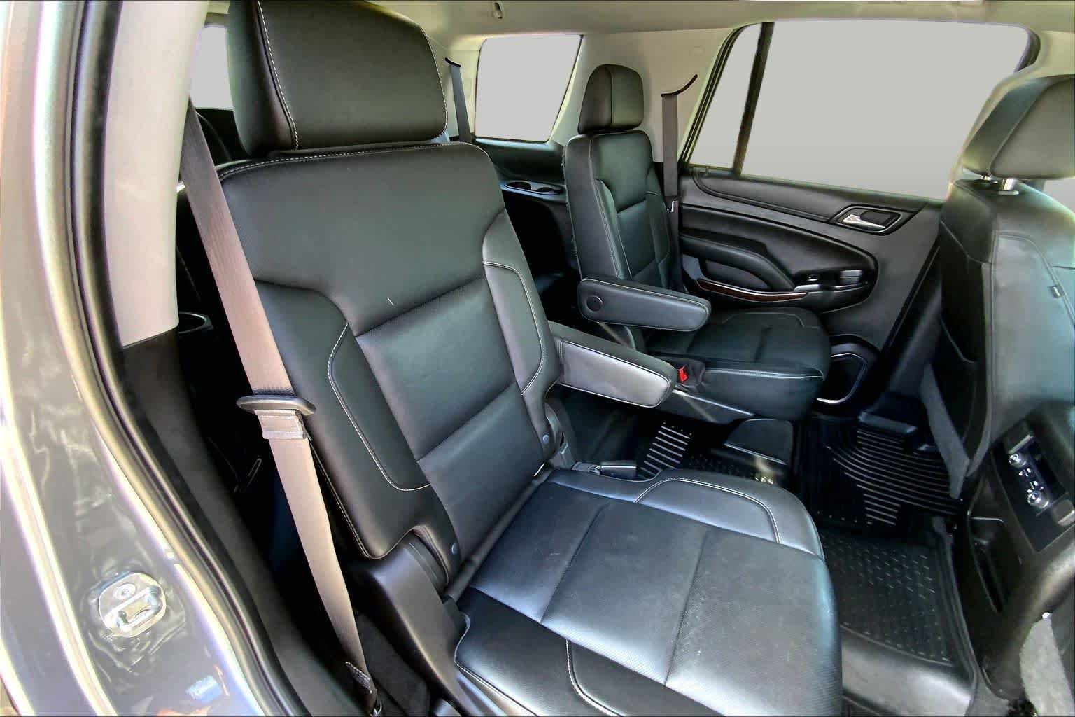 Used 2019 Satin Steel Metallic GMC SLT image 20