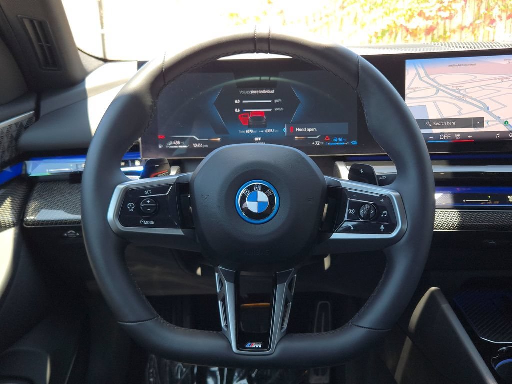 Used 2026 Black Sapphire Metallic BMW 550e xDrive image 19