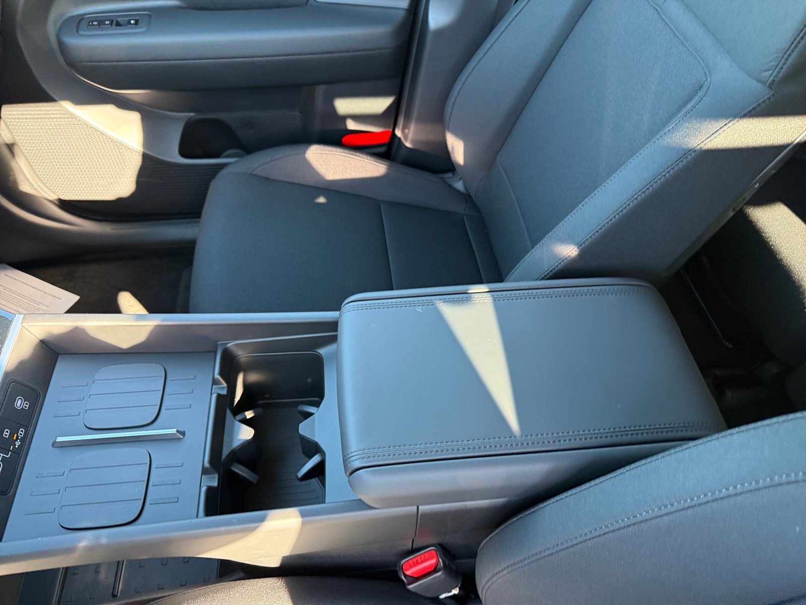 New 2026 Ecotronic Gray Hyundai SE image 14