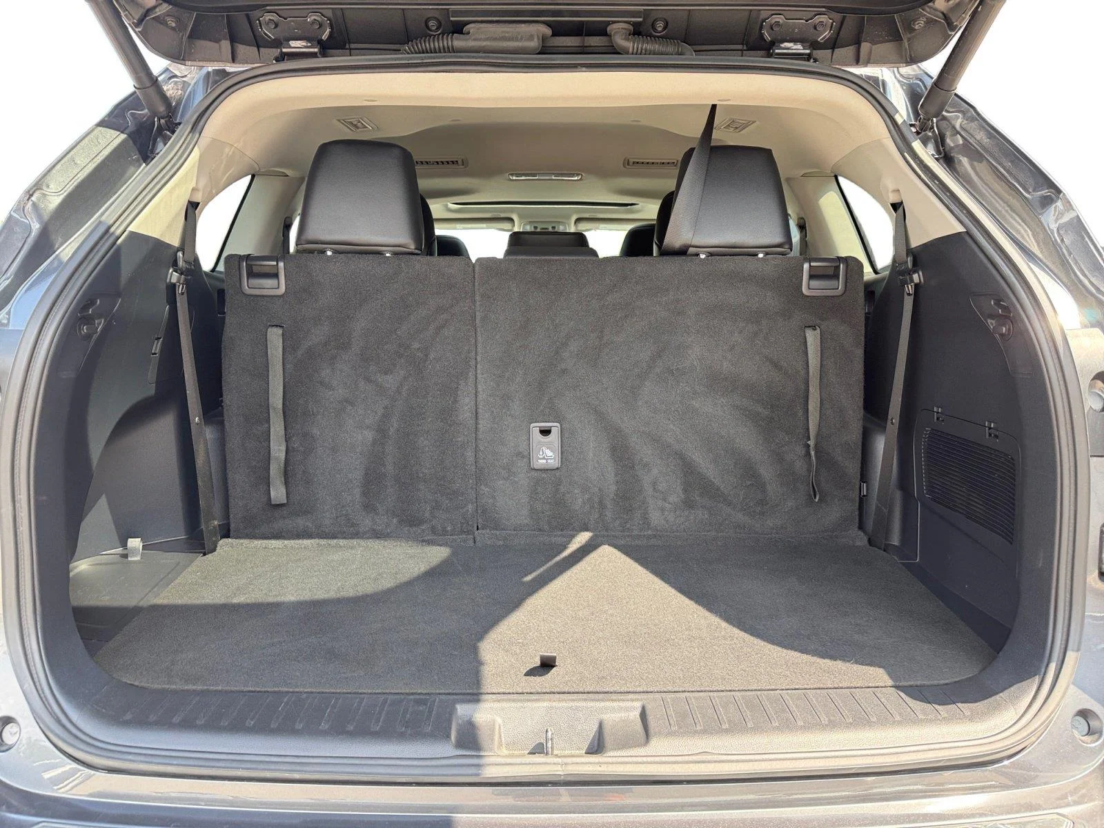 Used 2025  Toyota Platinum image 24
