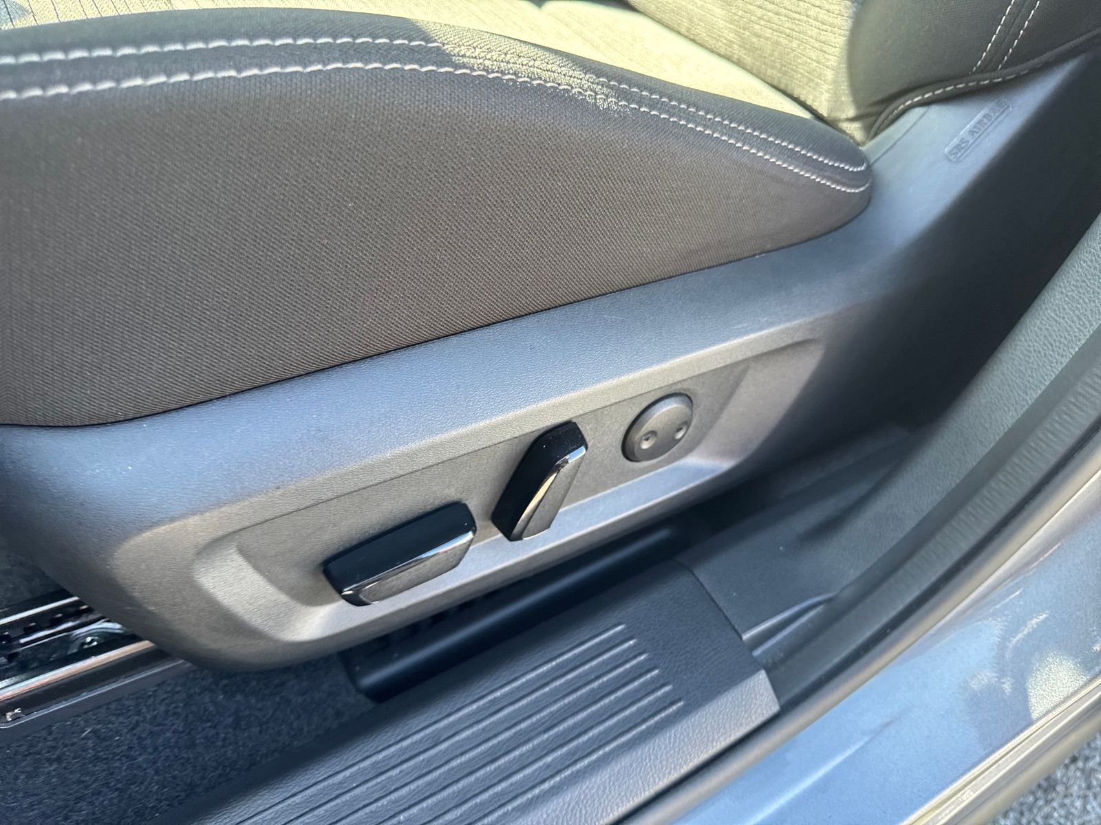Certified Used 2022 Gray Nissan SV image 32