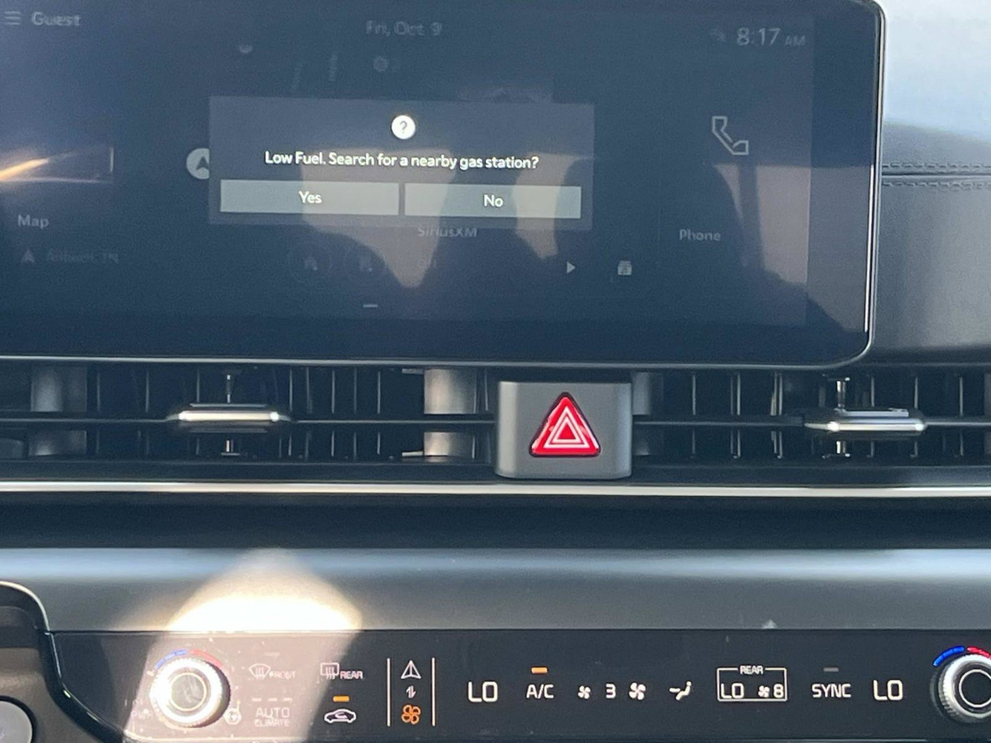 New 2027 Ceramic Silver Kia LXS image 12