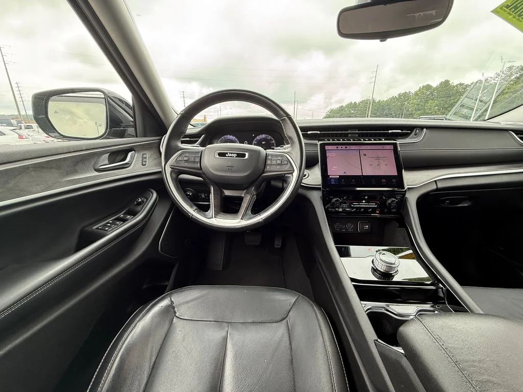 Used 2022 Gray Jeep Limited image 8