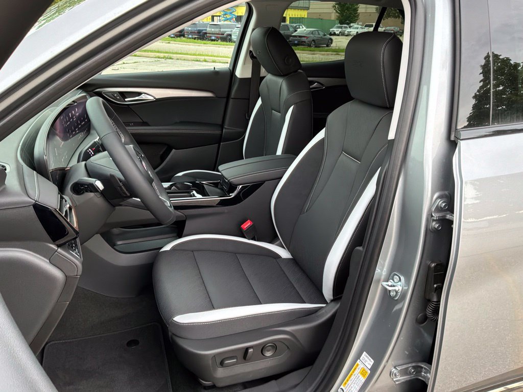 2026 Buick Envision Sport Touring - Photo 13