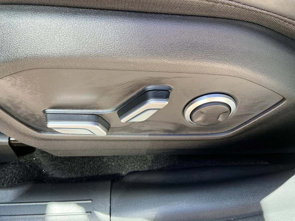 Used 2025 Green Hyundai XRT image 17