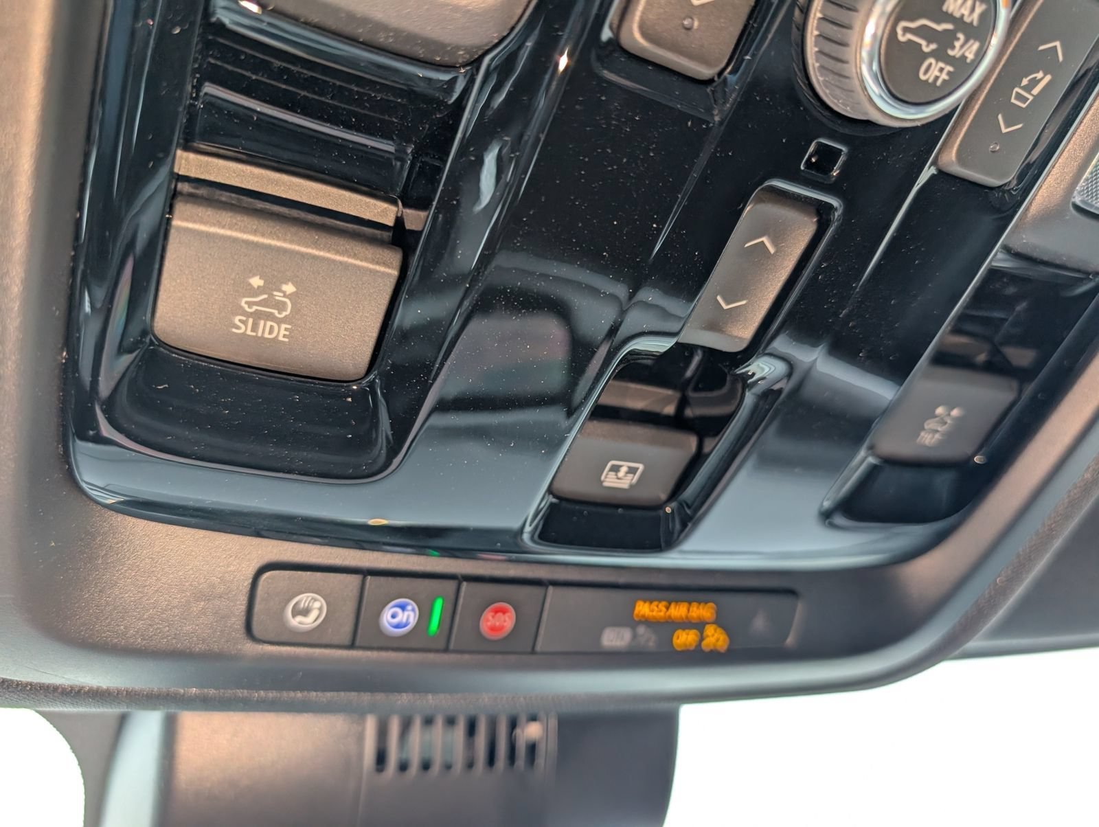 2026 Chevrolet Suburban Premier - Photo 23