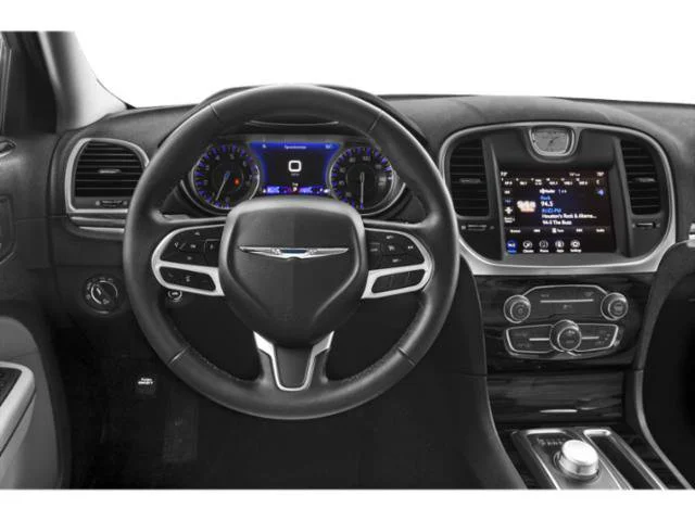 2022 Chrysler 300 Touring - Photo 15