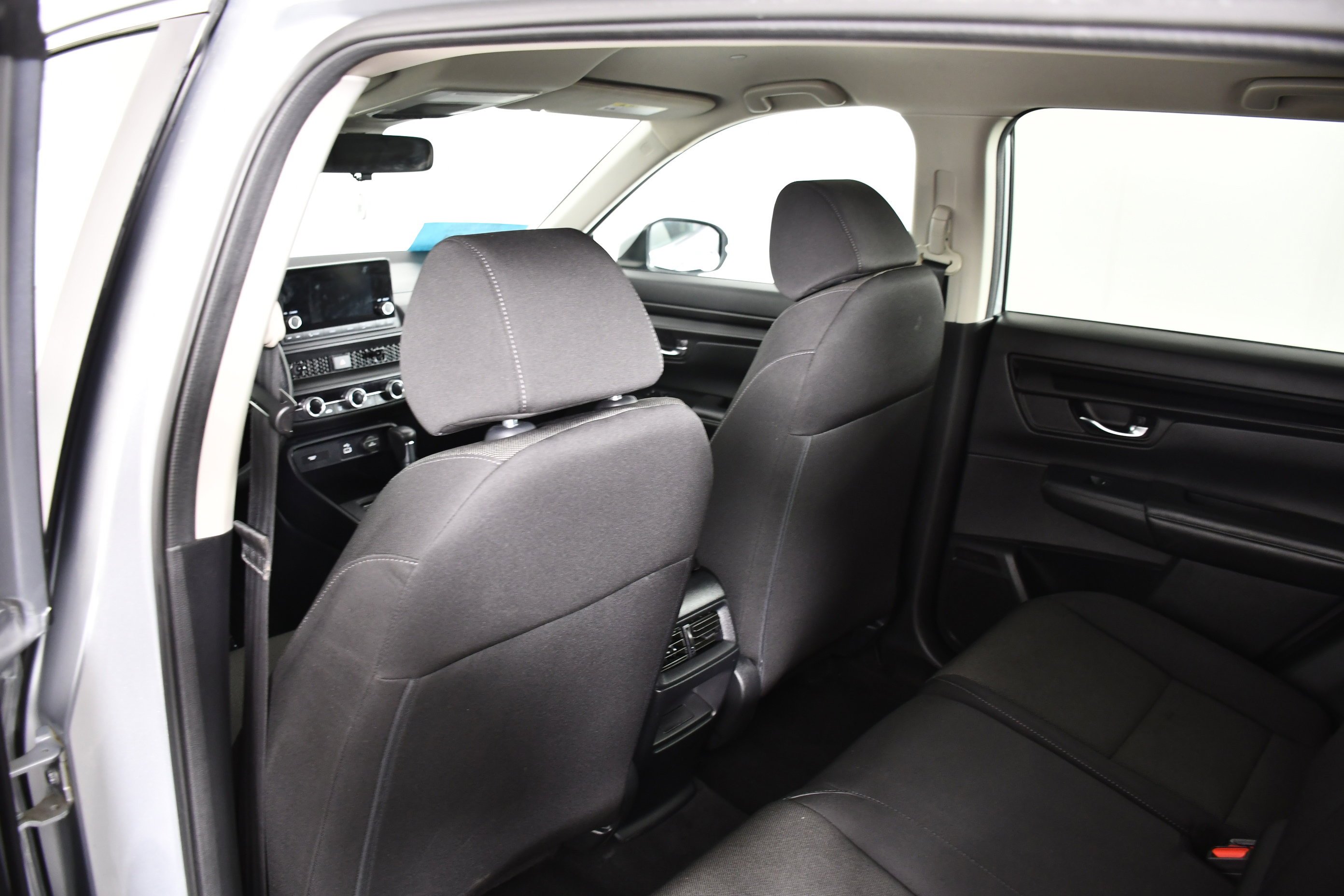 Used 2025 Solar Silver Metallic Honda LX image 45