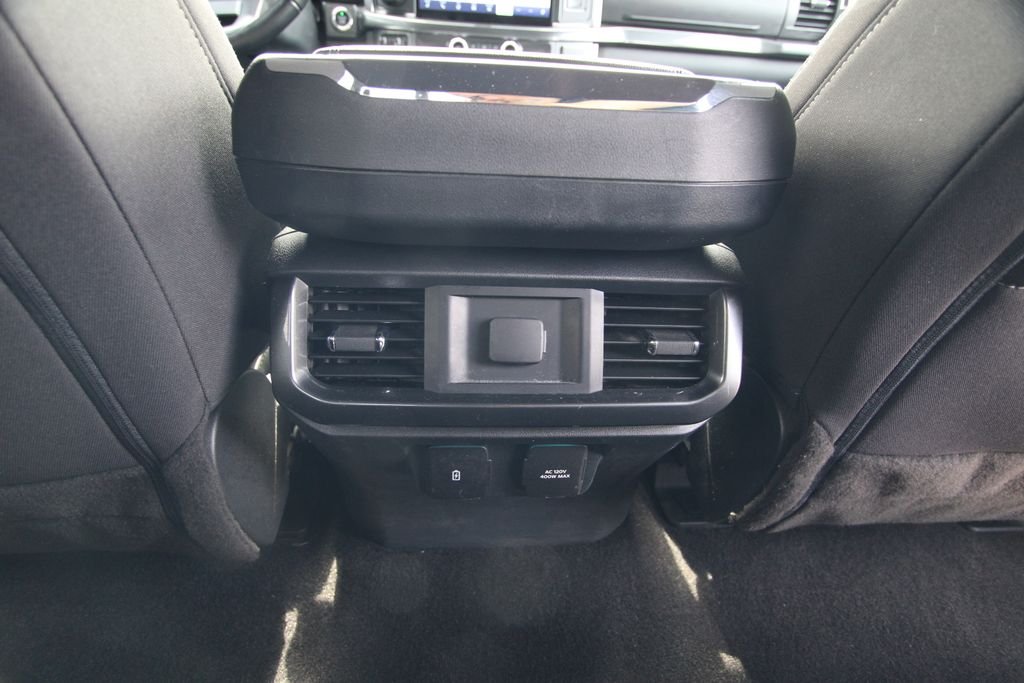 Used 2022  Ford XLT image 39