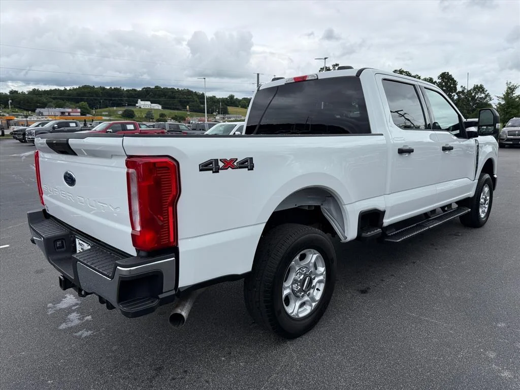 Used 2025 White Ford XLT image 7