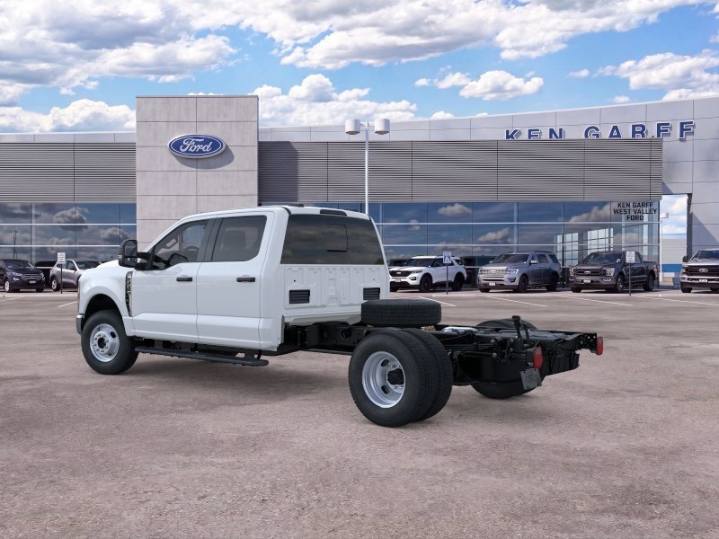 New 2026 Oxford White Ford XL image 4