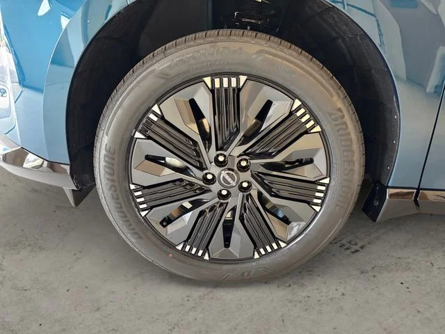 New 2026 Blue Nissan Platinum image 15