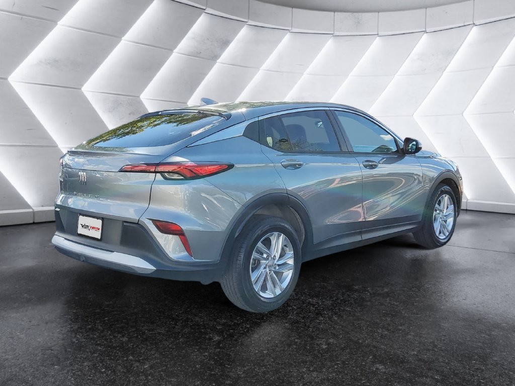Used 2024 Gray Buick Preferred image 4