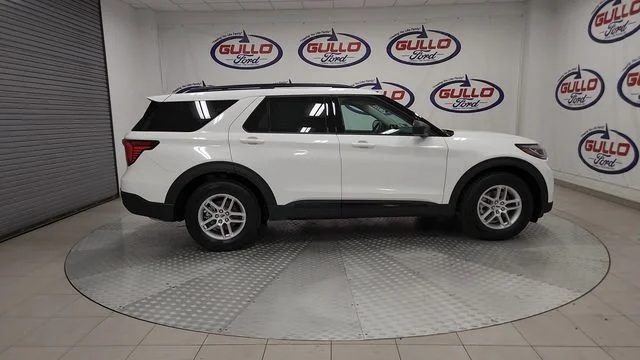 New 2026 Star White Metallic Tri-Coat Ford Active image 10