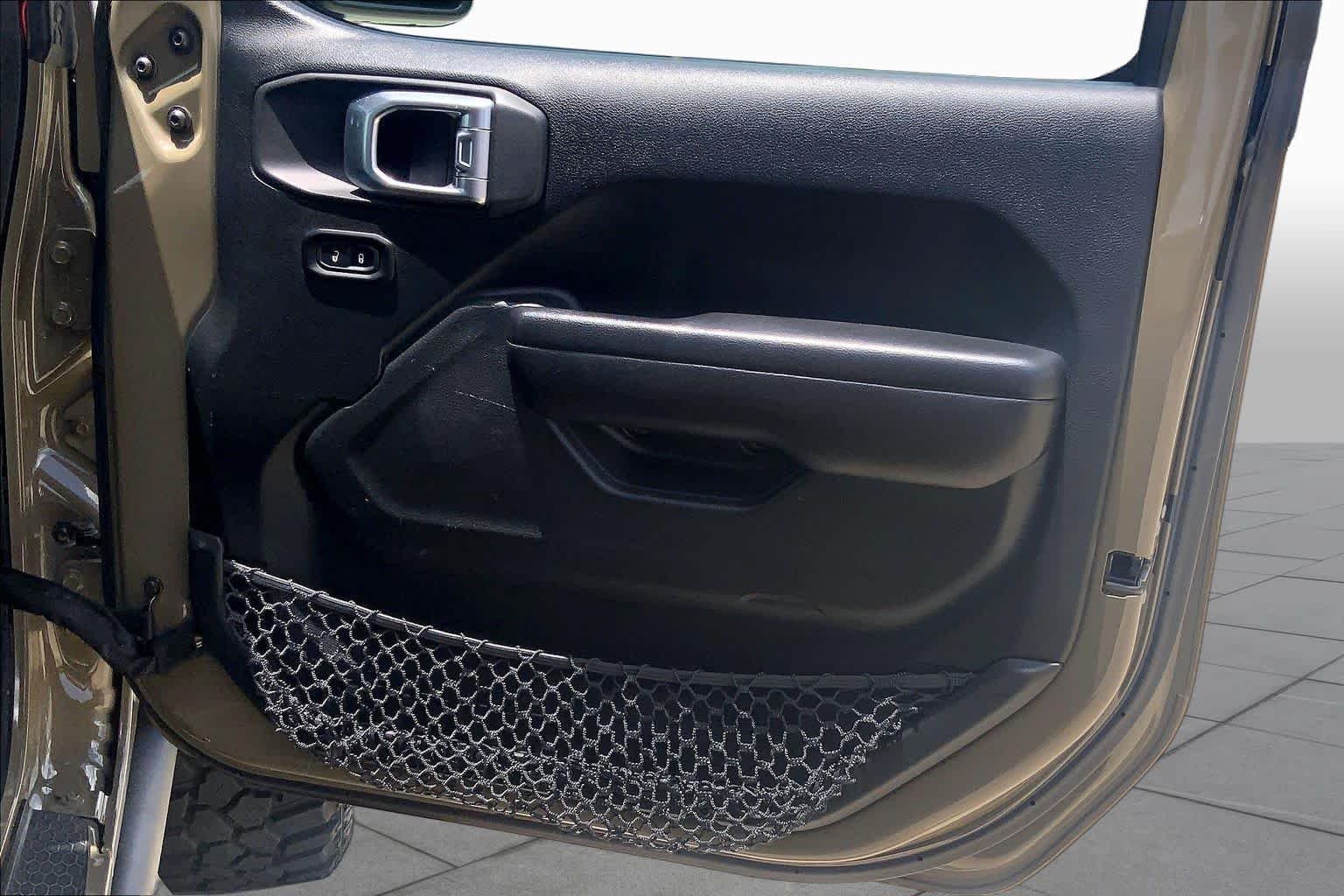 Used 2020 Gator Clearcoat Jeep Sport S image 25