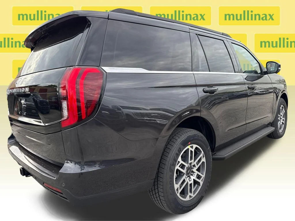 New 2026 Gray Ford Active image 15