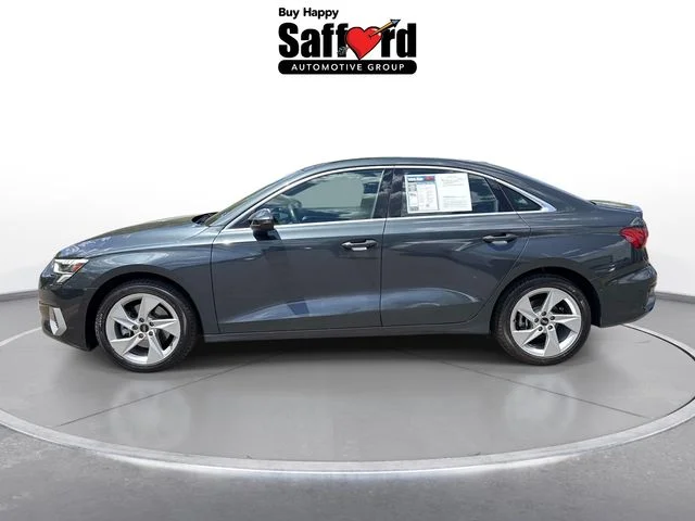 Used 2023  Audi 40 Premium image 5