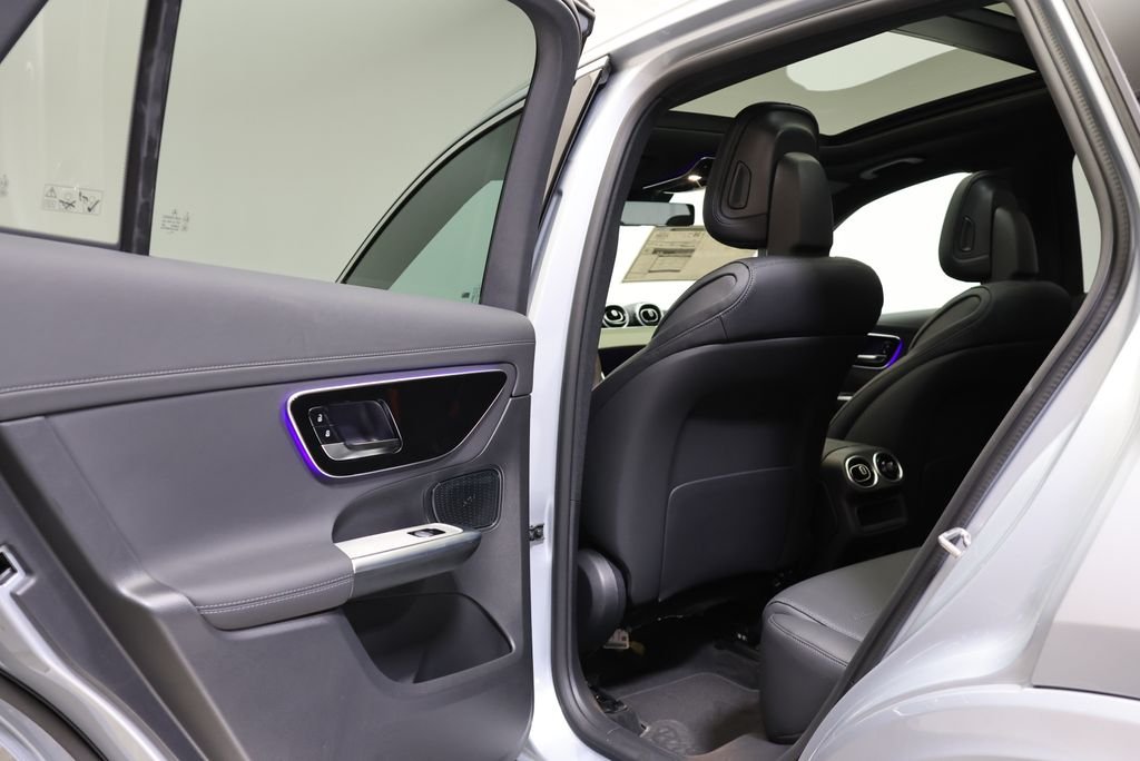 Used 2026 Cirrus Silver Metallic Mercedes-Benz GLC 300 image 41