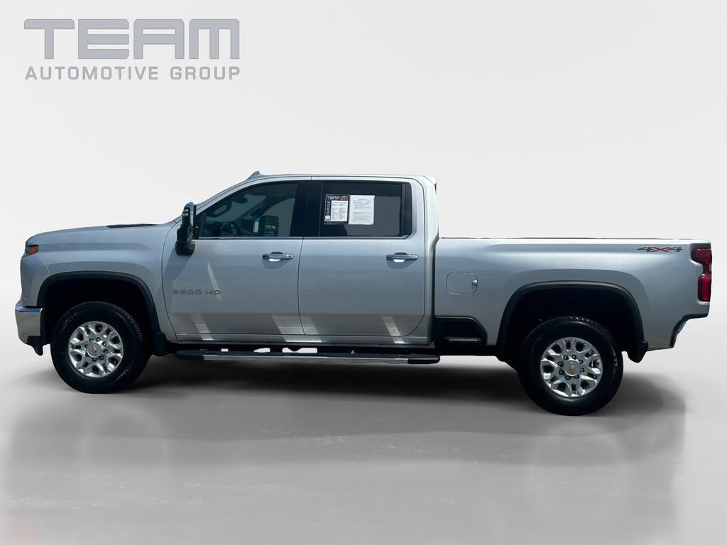 Used 2022 Silver Ice Metallic Chevrolet LTZ image 4