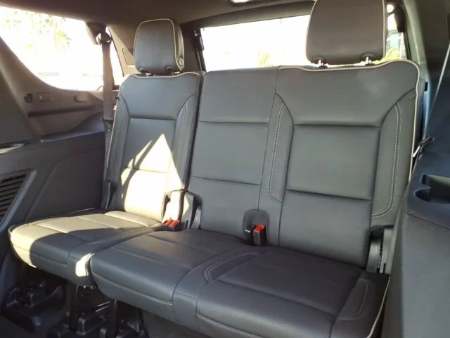 Used 2025 Sterling Gray Metallic Chevrolet Premier image 16