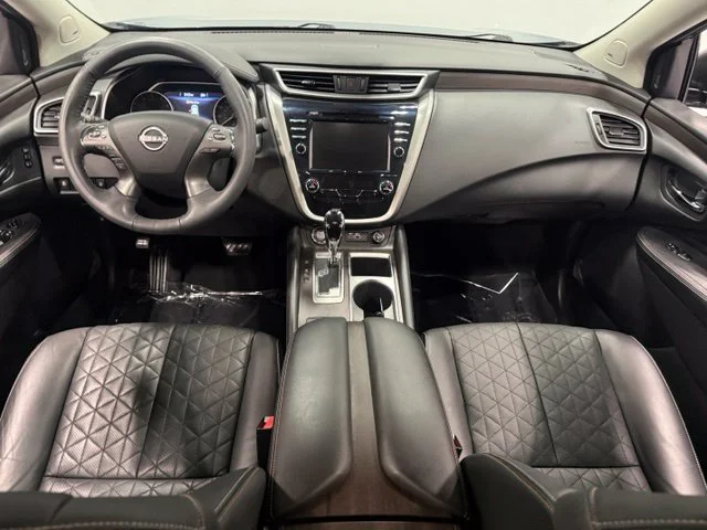 Used 2024 Gray Nissan Platinum image 31