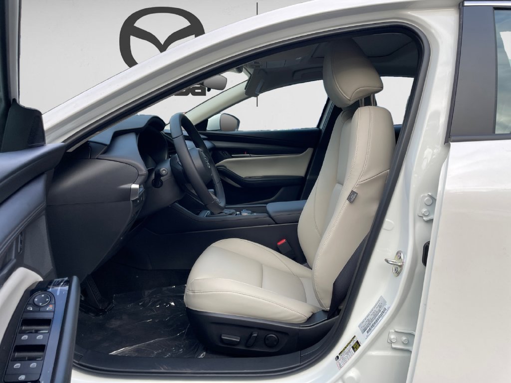New 2026 Snowflake White Pearl Mazda 2.5 S Preferred Base image 8