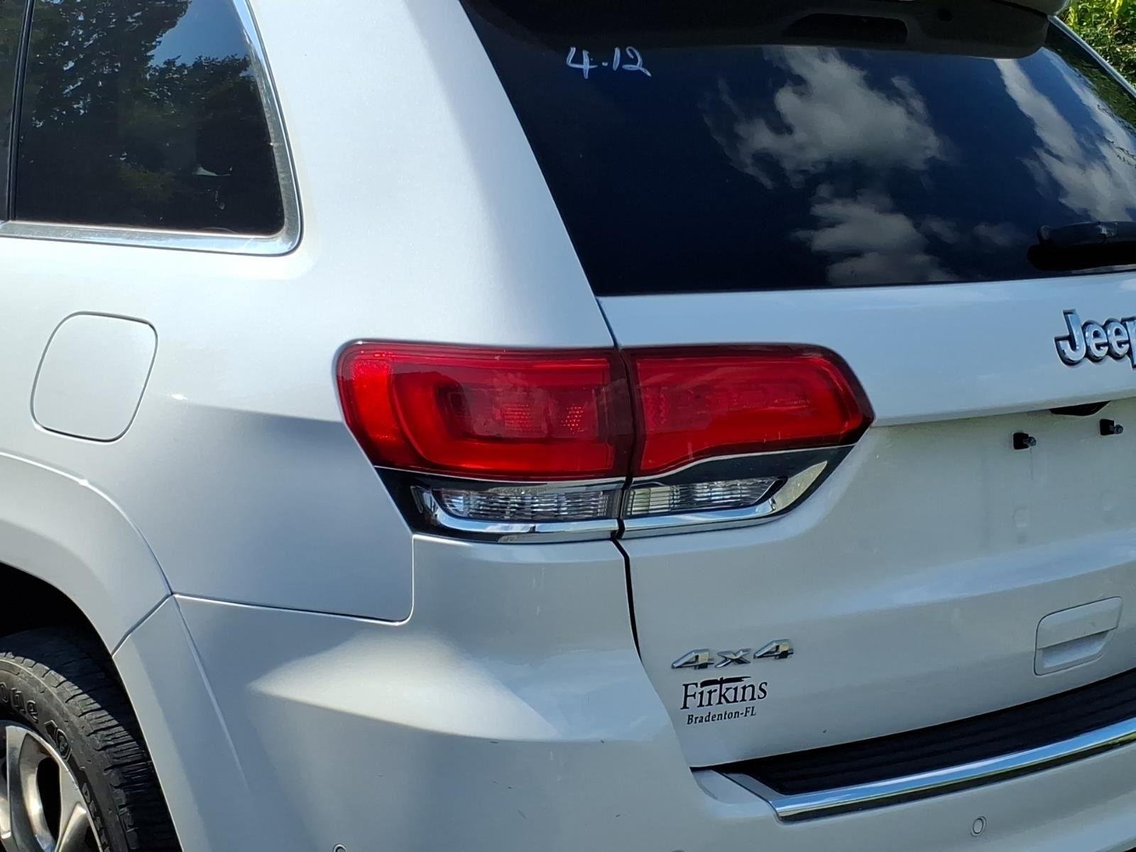 Used 2021 Ivory 3-Coat Jeep Summit image 13